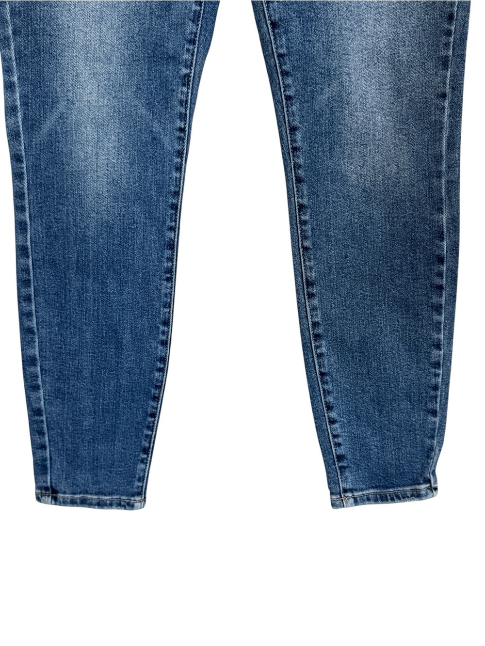 Judy Blue JB88384 Medium Wash High Rise Skinny Jeans Size 15/32 Stretch Denim - Picture 3 of 14